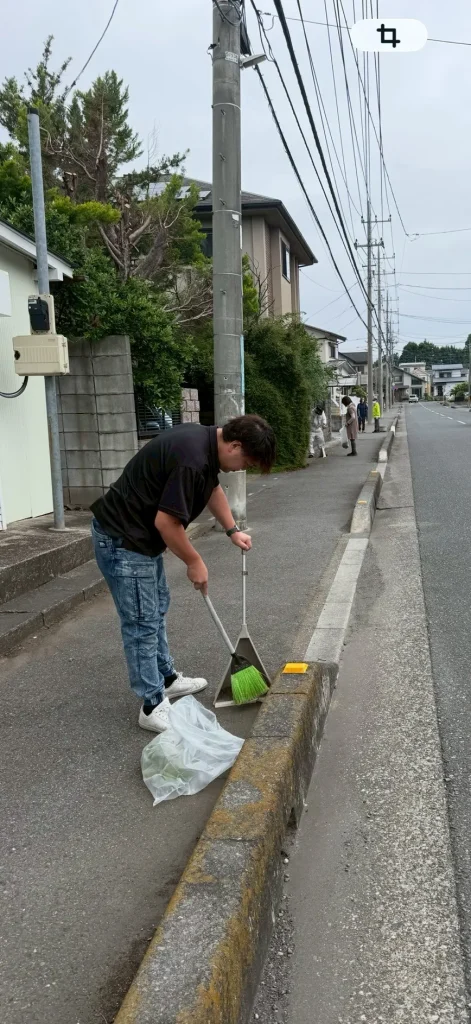 深交自治会クリーン大作戦に参加しました　清掃中