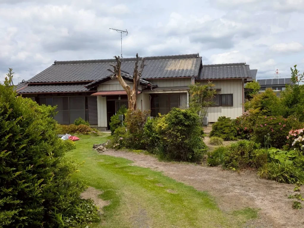 2026年5月｜久喜市　太陽熱温水器撤去工事（戸建て）施工後
